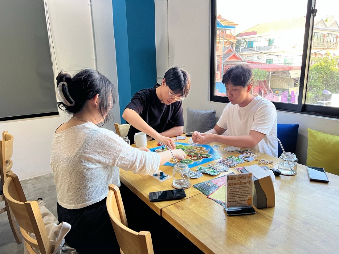 Catan in full swing